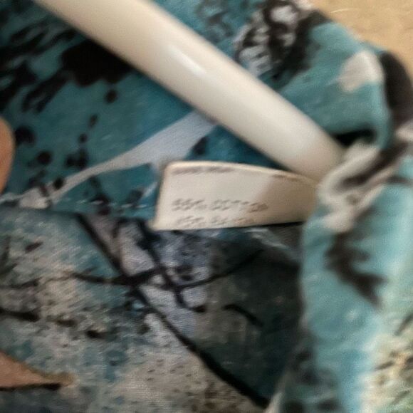 HawaiiBlues Men’s Shirt S Vintage Abstract Motif Cotton Rayon Hawaiian - Picture 4 of 6